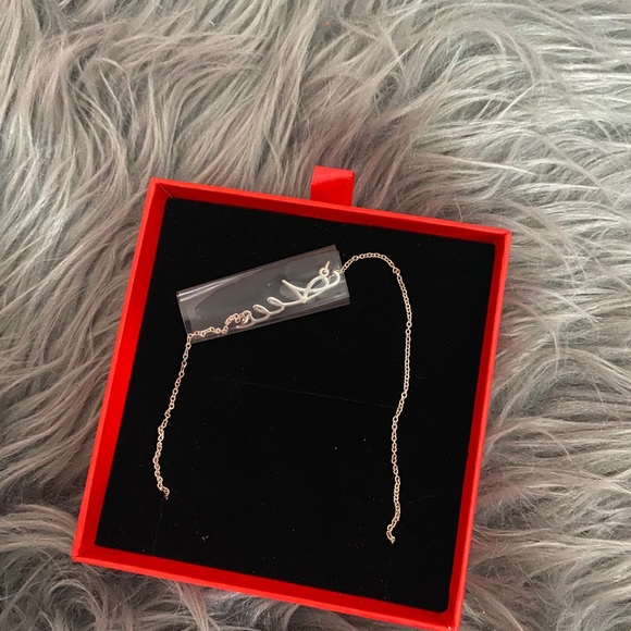 Alli necklace - Picture 3 of 3